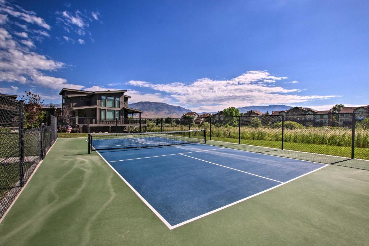 Newly-Built Lakeside Gem With Community Perks! Huntsville Luaran gambar